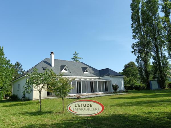 Thouaré-Sur-Loire, belle demeure familiale de 220m² dans son écrin de verdure
