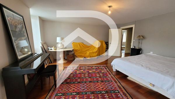 Maison 11 pièces 283 m2