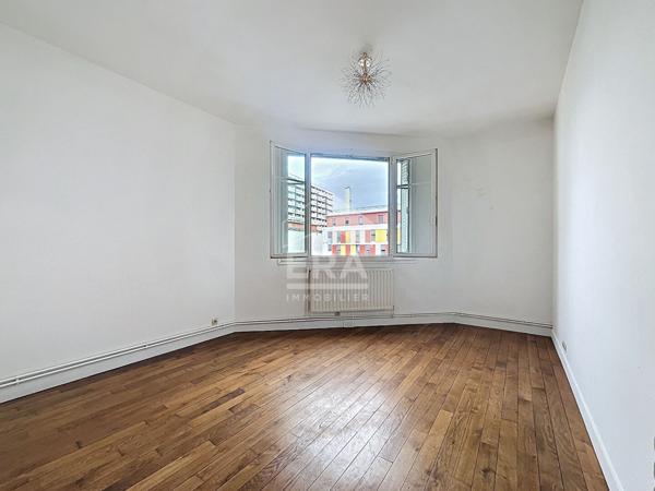 A VENDRE - 2 PIECES 40m² DERNIER ETAGE