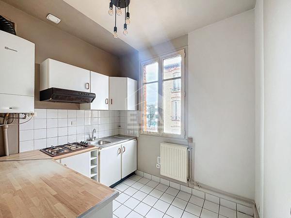 A VENDRE - 2 PIECES 40m² DERNIER ETAGE