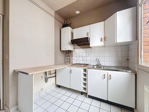 A VENDRE - 2 PIECES 40m² DERNIER ETAGE