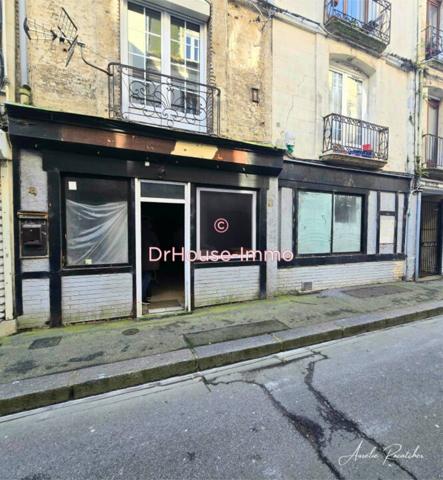 Commerce à vendre 1 pièce de 110 m²