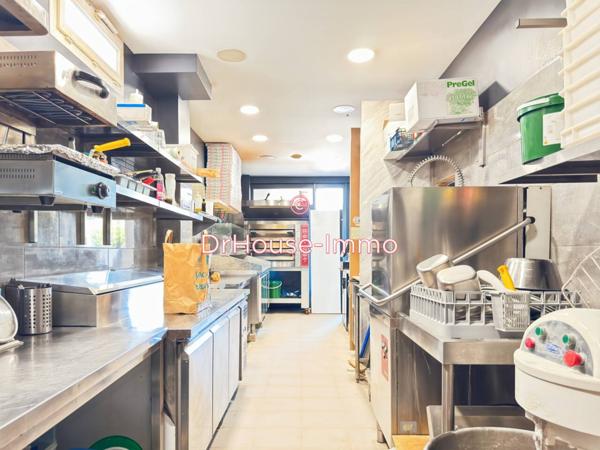 Commerce à vendre 3 pièces de 66 m²