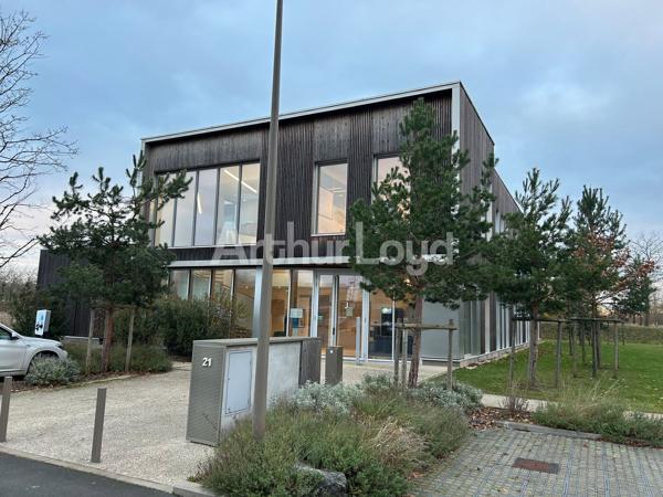 Bureaux à louer à Villeneuve-d'Ascq immeuble indépendant basse consommation