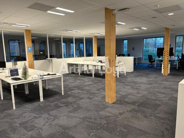 Bureaux à louer à Villeneuve-d'Ascq immeuble indépendant basse consommation