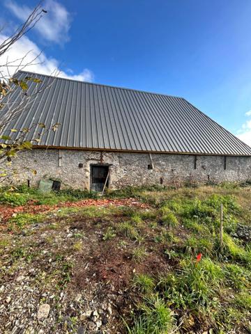 Grange Ytrac 1 pièce(s) 275 m2 , Ytrac