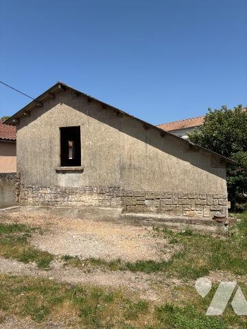 À vendre ? Maison rénovée + dépendances à rénover ? La Cavalerie (12230) ? 240 000  euros...
