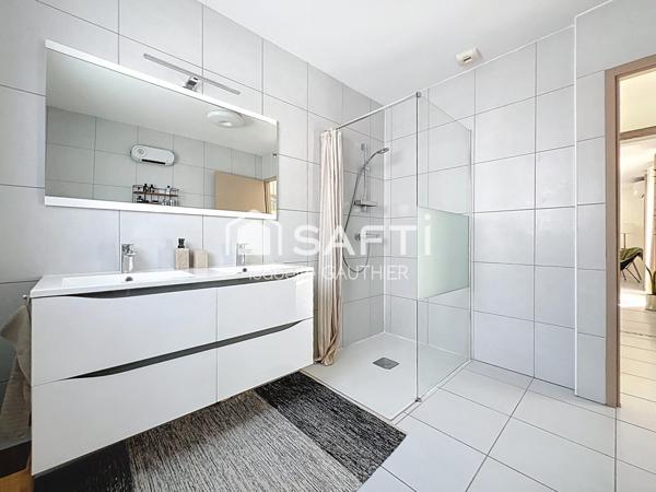 Appartement T3 - 2 stationnements - Ascenseur