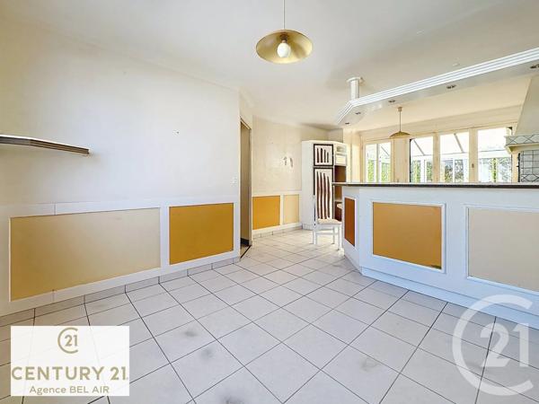 Maison à vendre  5 pièces - 138,85 m 2   PENESTIN  - 56