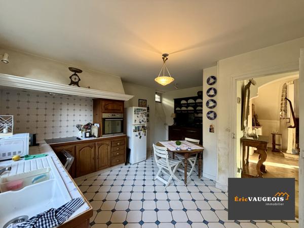 Coulommiers (77120) Maison bourgeoise - 3 habitations indépendantes - centre ville Coulommiers 77120