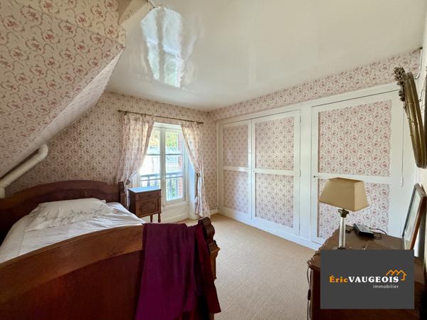 Coulommiers (77120) Maison bourgeoise - 3 habitations indépendantes - centre ville Coulommiers 77120