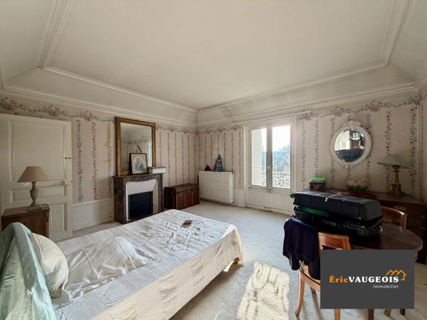 Coulommiers (77120) Maison bourgeoise - 3 habitations indépendantes - centre ville Coulommiers 77120