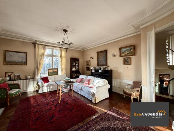 Coulommiers (77120) Maison bourgeoise - 3 habitations indépendantes - centre ville Coulommiers 77120