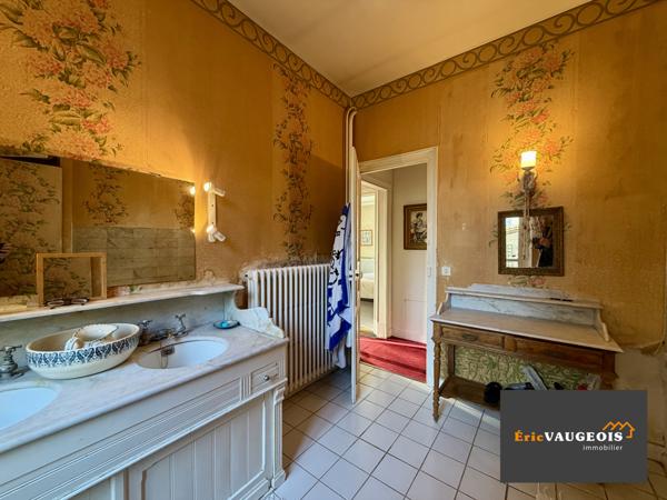 Coulommiers (77120) Maison bourgeoise - 3 habitations indépendantes - centre ville Coulommiers 77120