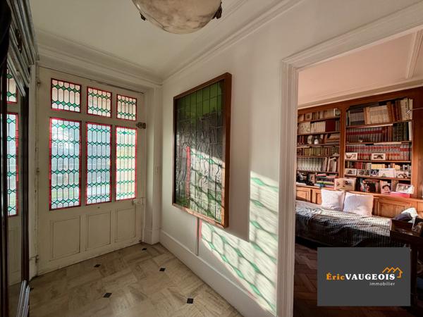 Coulommiers (77120) Maison bourgeoise - 3 habitations indépendantes - centre ville Coulommiers 77120