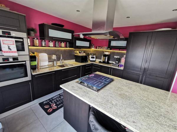 Achat maison La Queue-en-Brie - 7 pièce(s) - 150 m² - 465 000 €