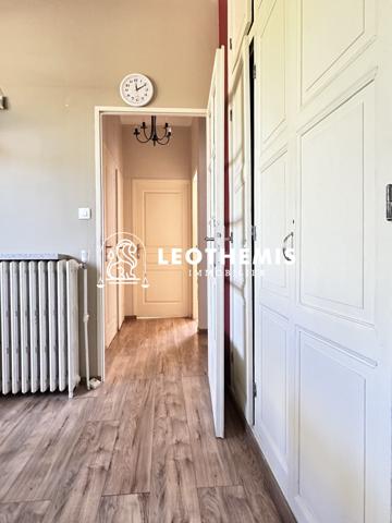 CONFORTABLE MAISON ANNÉES 50