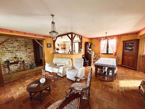 Maison Montmorillon 8 pièce(s) 153.57 m2