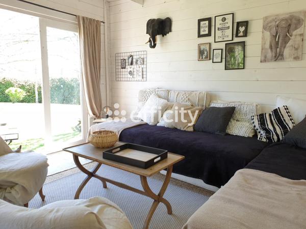 Maison 8 pièces - 250 m² Exclusivité efficity