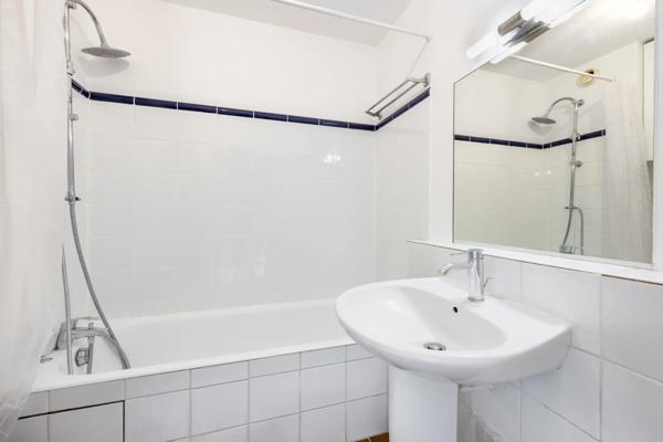 Appartement Paris 18e - MARCADET / STEPHENSON