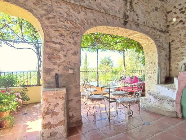 Maison en Pierre avec Appartement, Terrasses & Vue Dégagée St ambroix