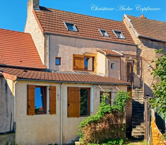 Paray le Monial, Centre ville, Maison de 123 m² avec jardin, sur terrain de 545 m²