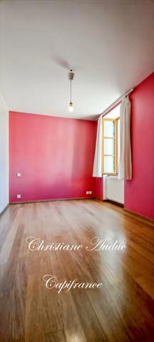 Paray le Monial, Centre ville, Maison de 123 m² avec jardin, sur terrain de 545 m²