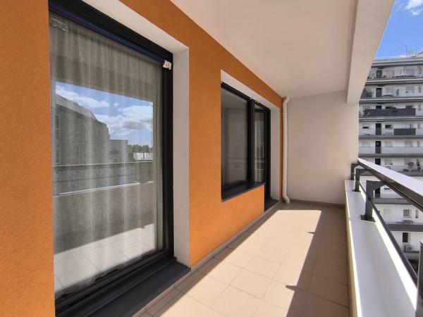 VIARME - APPARTEMENT T3 MEUBLÉ