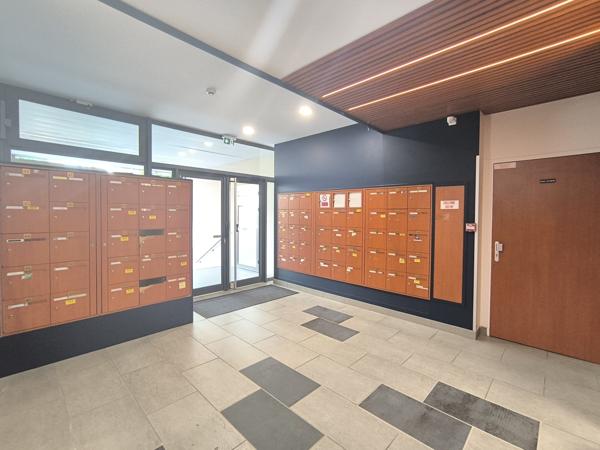 VIARME - APPARTEMENT T3 MEUBLÉ