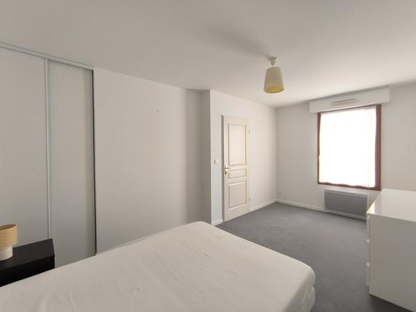 VIARME - APPARTEMENT T3 MEUBLÉ
