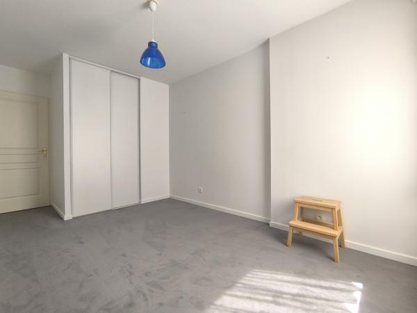 VIARME - APPARTEMENT T3 MEUBLÉ