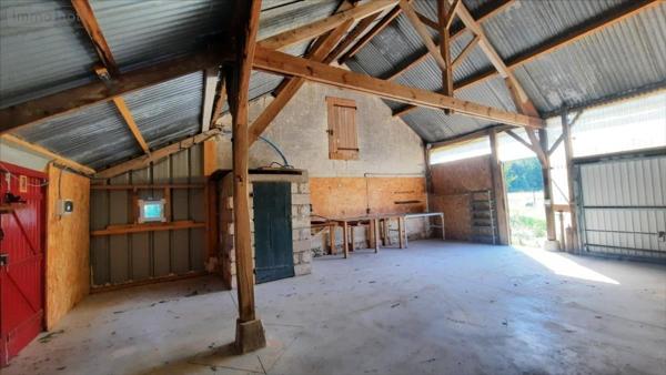 Maison individuelle à vendre à Vicq-sur-Nahon dans l'Indre (36600), ref : 021/1545