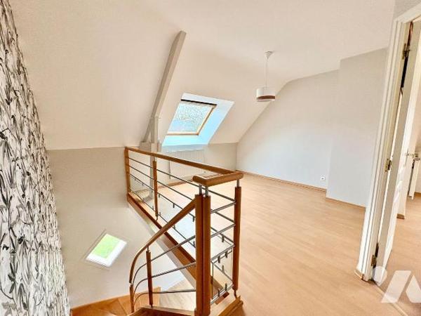 NOUVEAUTÉ & EXCLUSIVITÉ ? OFFICE TRENTE-CINQ NOTAIRES !  Située dans la paisible rue Xavier Gra...