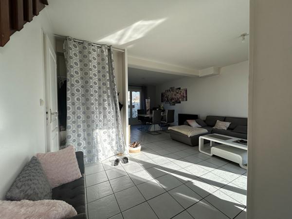 EN EXCLUSIVITE - MAISON RECENTE DE 2010 - 3 CHAMBRES, JARDIN ET GARAGE