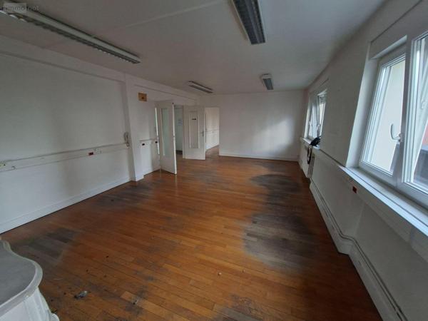 Bureaux à vendre à Maubeuge dans le Nord (59600), ref : 2137