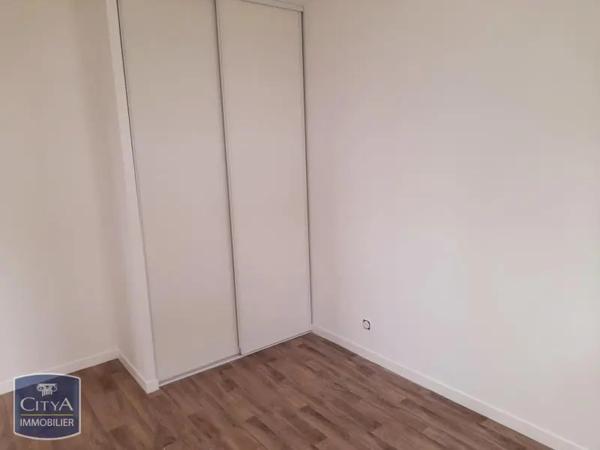 Appartement à louer 2 pièces 44.46m² Saint-Pierre-du-Perray (91280)