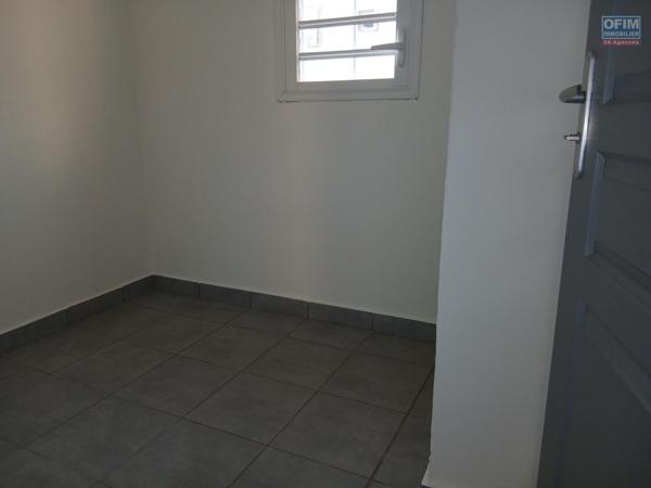 A louer appartement T3 sur le bas de la Possession