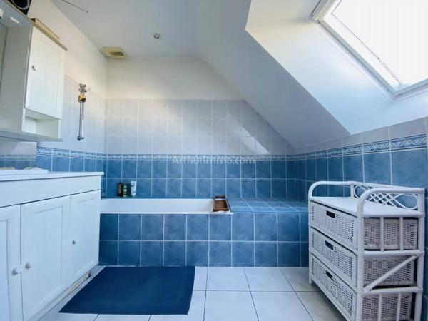 Vente                                                      Maison
                        
                     5 pièces                      112 m2                     à Auray
