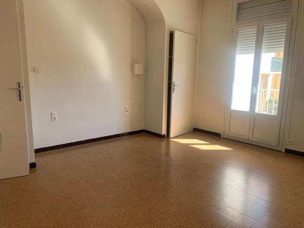Location                                                      Appartement
                        
                     3 pièces                      88 m2                     à Perpignan