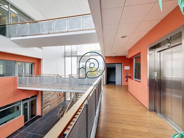 Villeneuve-d'Ascq – Haute Borne | Bureaux ERP 3 lots 406 m² + 107 parkings | À vendre
