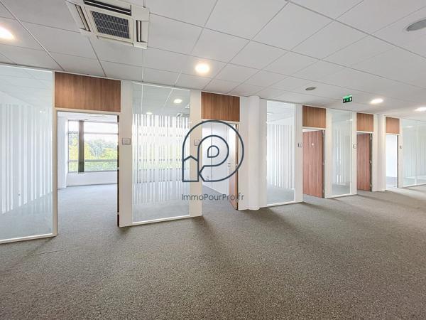 Villeneuve-d'Ascq – Haute Borne | Bureaux ERP 3 lots 406 m² + 107 parkings | À vendre
