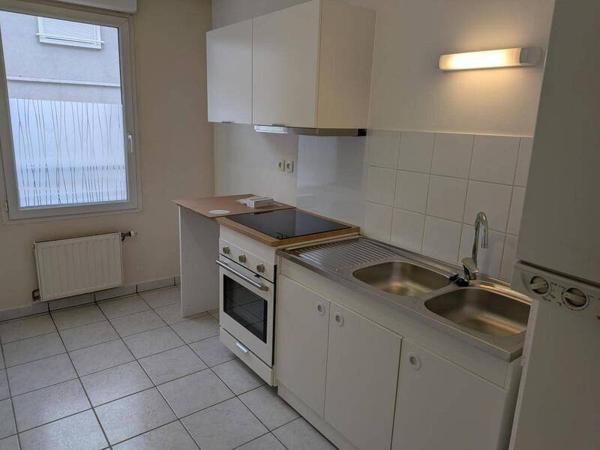 Appartement 3 pièces                                        - 69100 Villeurbanne Réf : 5471