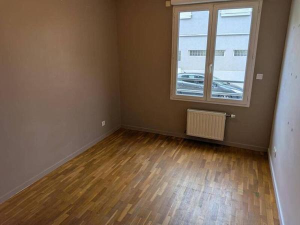 Appartement 3 pièces                                        - 69100 Villeurbanne Réf : 5471