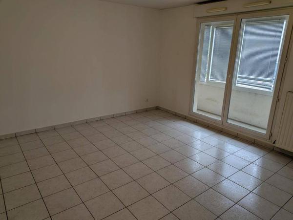 Appartement 3 pièces                                        - 69100 Villeurbanne Réf : 5471