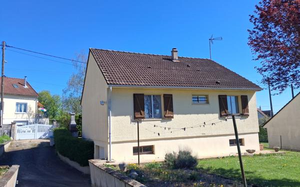 Maison à vendre    3 pièces •  Alligny-Cosne