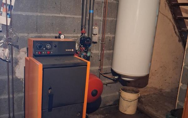 Maison à vendre    3 pièces •  Alligny-Cosne