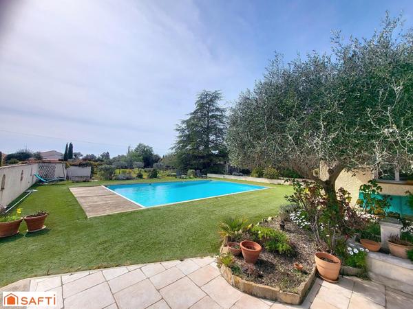 Maison T3 et T2 attenant avec piscine sur terrain constructible