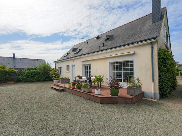Maison à vendre sur Saint Saturnin sur Loire,