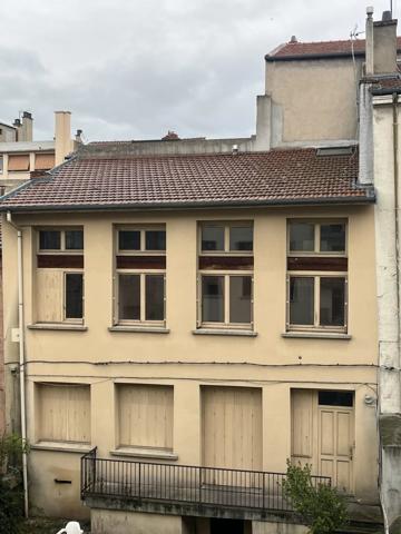 Immobilier Saint-Étienne (42000) – Immeuble 110m2 – 129 000 €