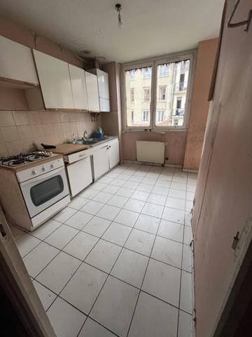 Immobilier Saint-Étienne (42000) – Immeuble 110m2 – 129 000 €